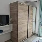 Vecini Cu Marea * Năvodari