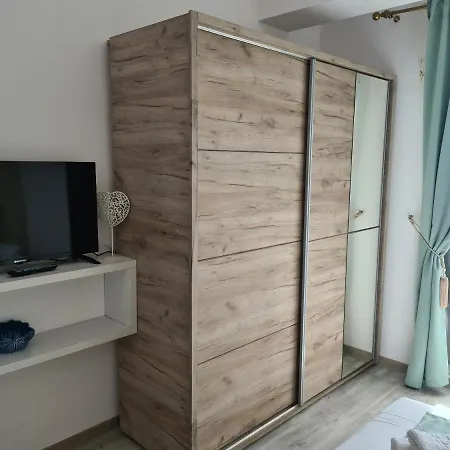 Vecini Cu Marea * Năvodari